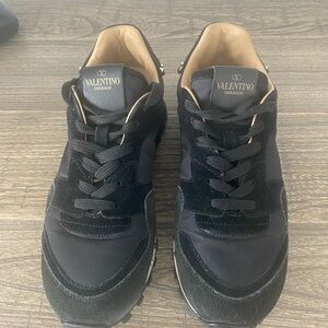 Valentino Garavani Men's Black and Tan Sneakers